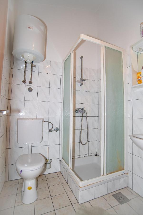 Apartments By The Sea Sumpetar, Omis - 2808 Zewnętrze zdjęcie