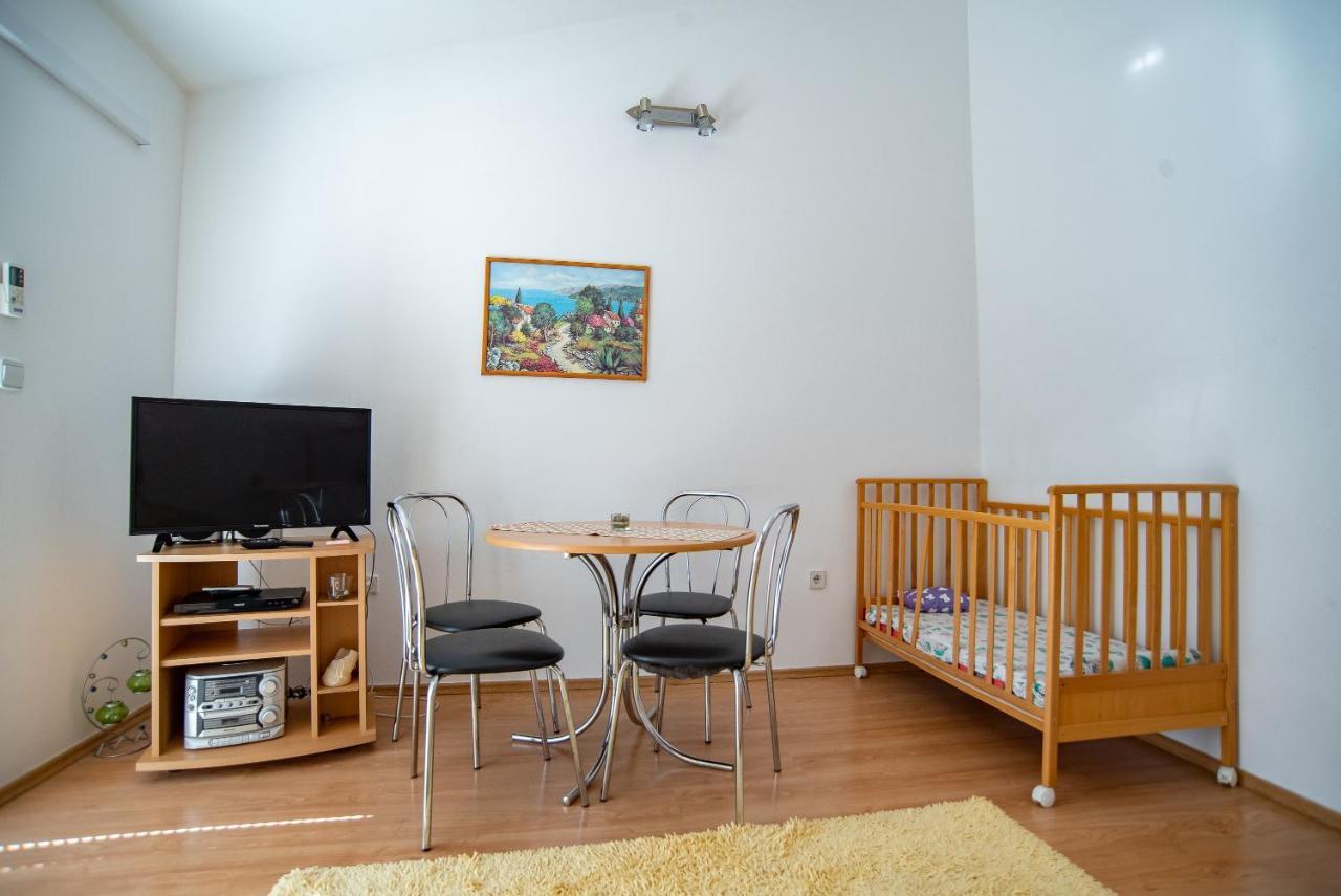Apartments By The Sea Sumpetar, Omis - 2808 Zewnętrze zdjęcie