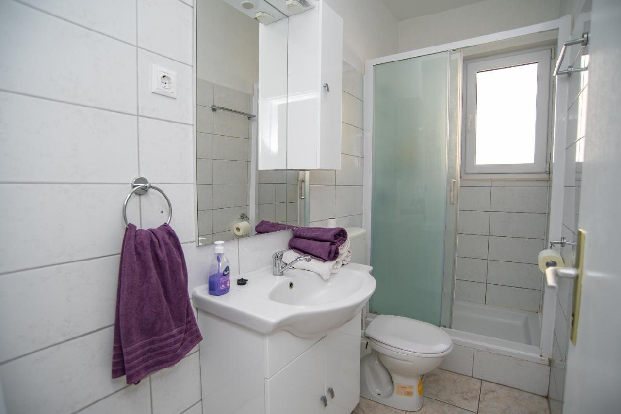Apartments By The Sea Sumpetar, Omis - 2808 Zewnętrze zdjęcie
