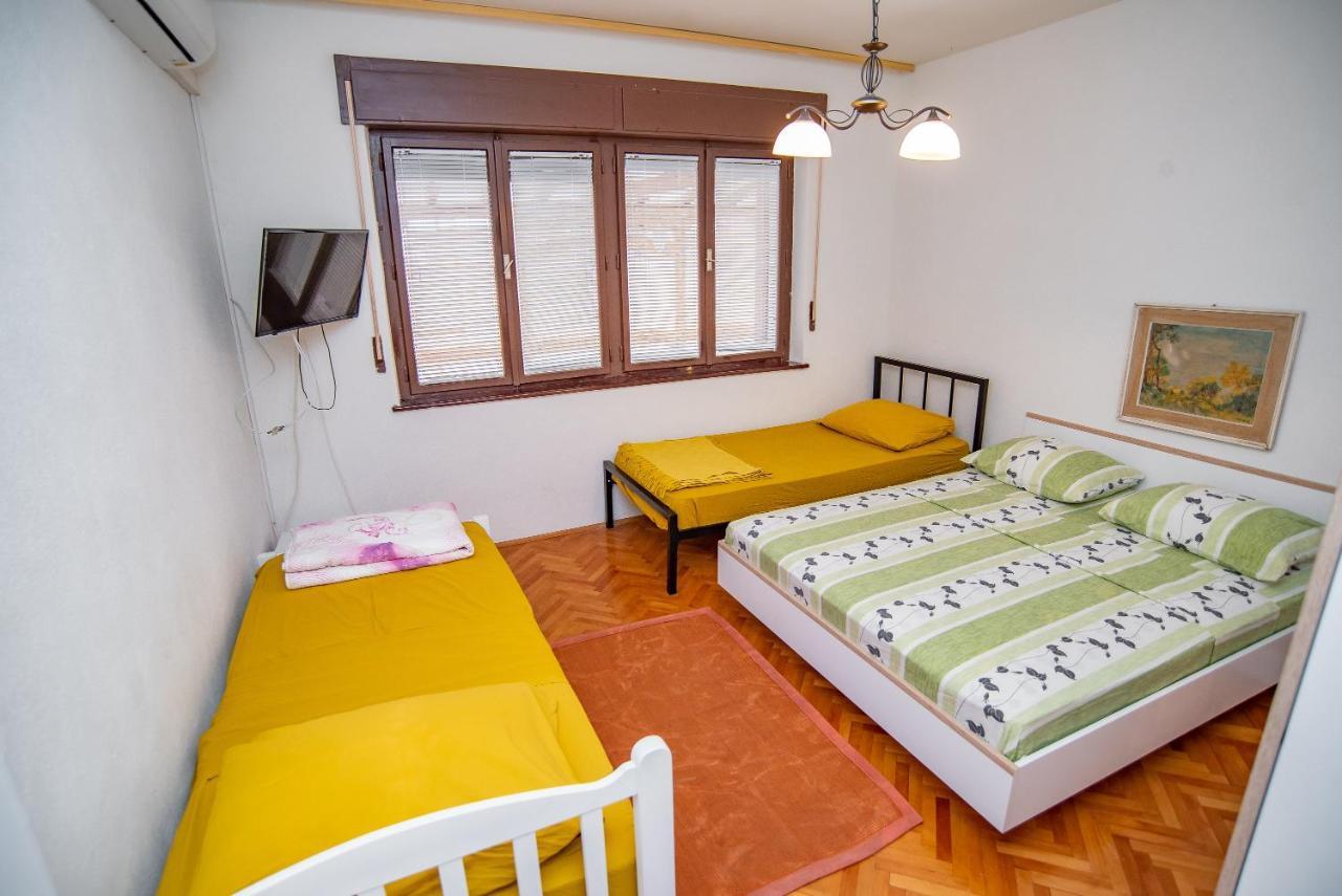 Apartments By The Sea Sumpetar, Omis - 2808 Zewnętrze zdjęcie